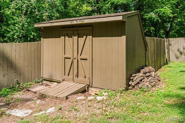22 Rue Deau Ville Drive, Belleville, IL 62226