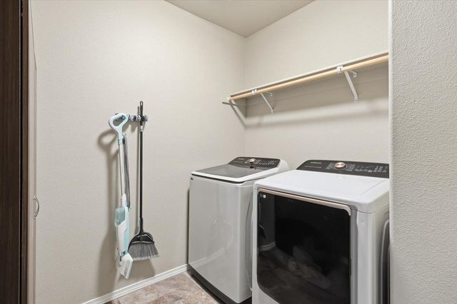 19032 E Grace Ave, Spokane Valley, WA 99027