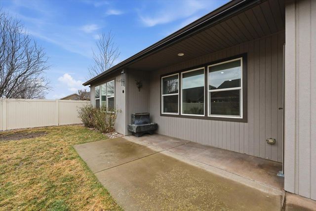 19032 E Grace Ave, Spokane Valley, WA 99027