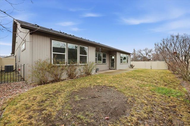 19032 E Grace Ave, Spokane Valley, WA 99027