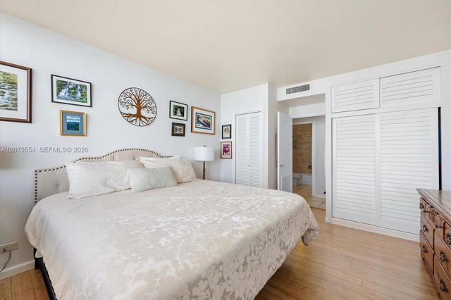 1408 Brickell Bay Drive 706, Miami, FL 33131
