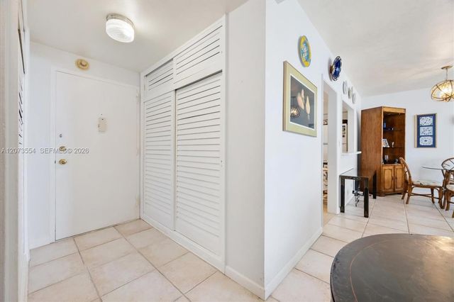 1408 Brickell Bay Drive 706, Miami, FL 33131