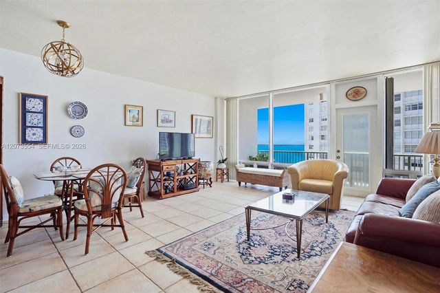 1408 Brickell Bay Drive 706, Miami, FL 33131