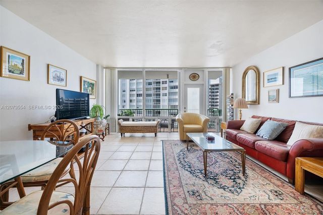 1408 Brickell Bay Drive 706, Miami, FL 33131