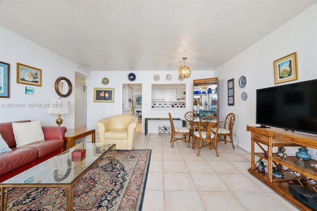1408 Brickell Bay Drive 706, Miami, FL 33131