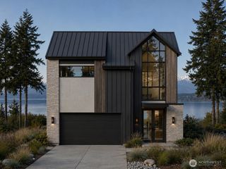 5215 SW Jacobsen Road, Seattle, WA 98136