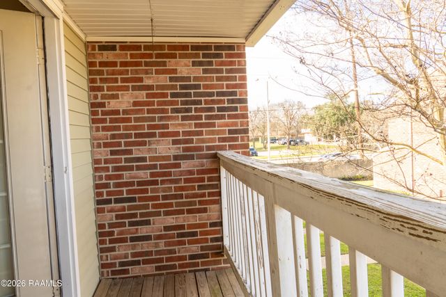 101 Wilbourn Boulevard 404, Lafayette, LA 70506