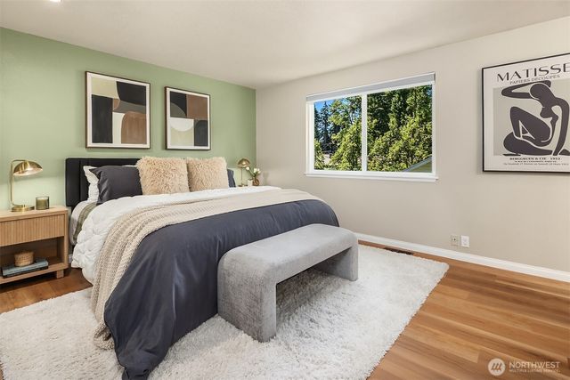 15021 Westminster Way N, Shoreline, WA 98133