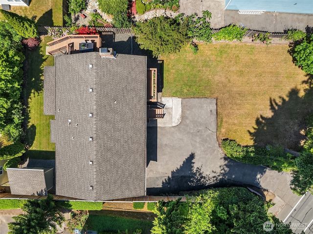 15021 Westminster Way N, Shoreline, WA 98133