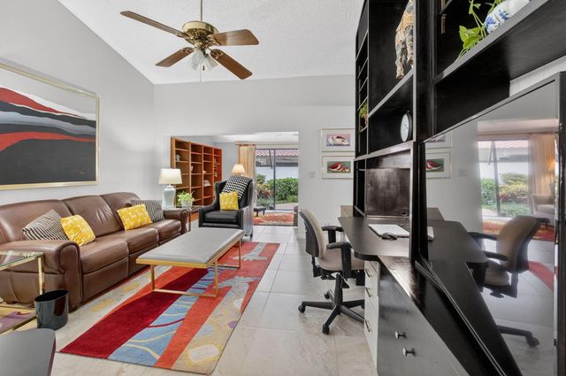 21375 Sonesta Way, Boca Raton, FL 33433