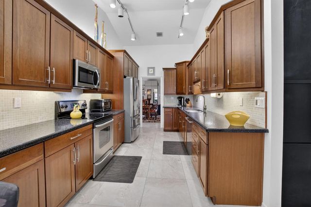 21375 Sonesta Way, Boca Raton, FL 33433