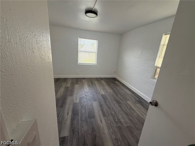 3049 2nd ST 4, Fort Myers, FL 33916
