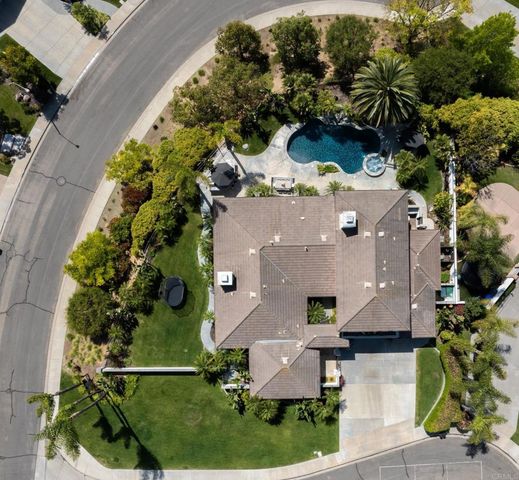 7949 Sitio Redonda, Carlsbad, CA 92009