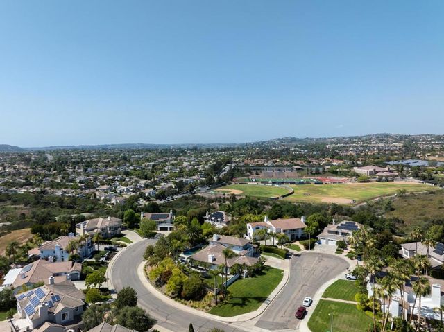 7949 Sitio Redonda, Carlsbad, CA 92009