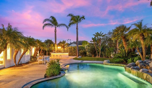 7949 Sitio Redonda, Carlsbad, CA 92009