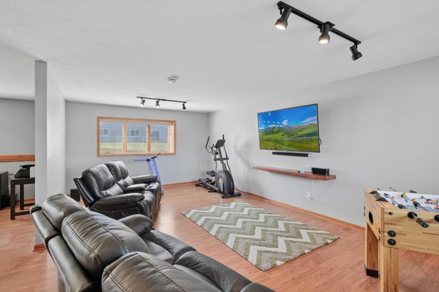 310 Art Street NW, New Prague, MN 56071