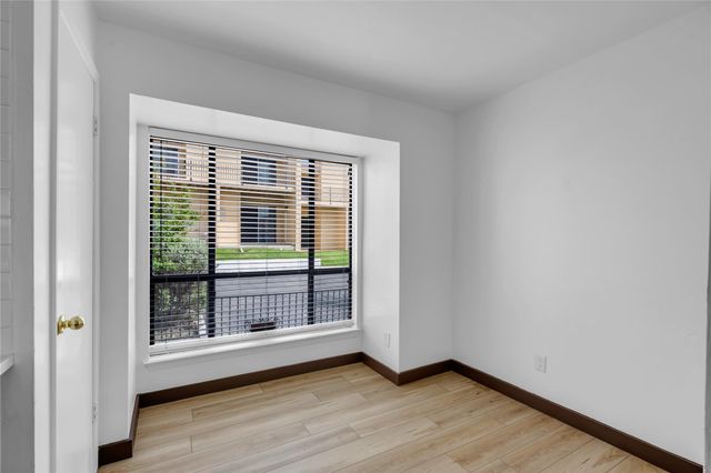 402 Hi Stirrup E2, Horseshoe Bay, TX 78657