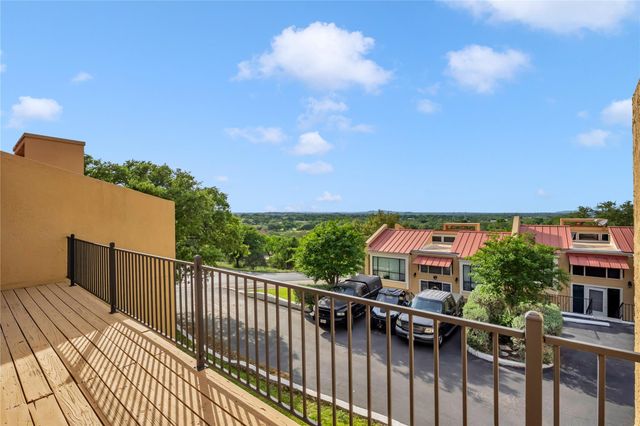 402 Hi Stirrup E2, Horseshoe Bay, TX 78657