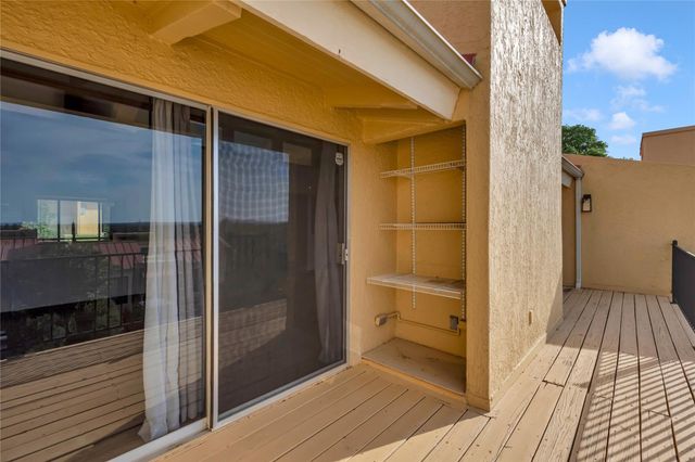 402 Hi Stirrup E2, Horseshoe Bay, TX 78657