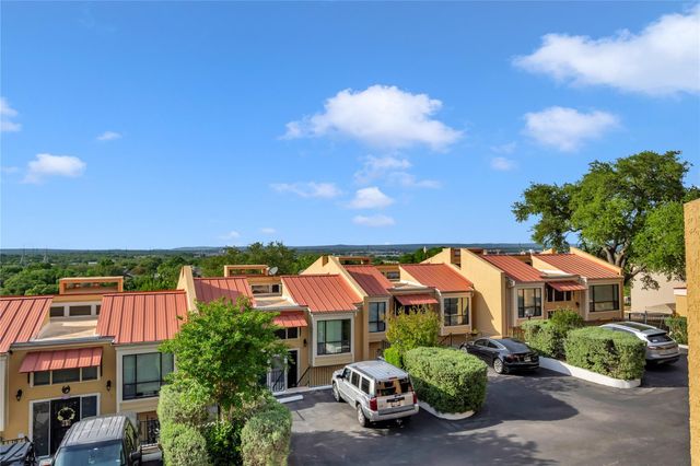 402 Hi Stirrup E2, Horseshoe Bay, TX 78657