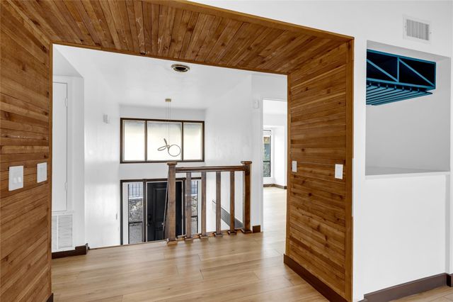 402 Hi Stirrup E2, Horseshoe Bay, TX 78657