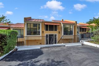 402 Hi Stirrup E2, Horseshoe Bay, TX 78657