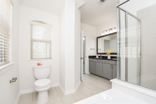 71 Aventura Place, The Woodlands, TX 77389
