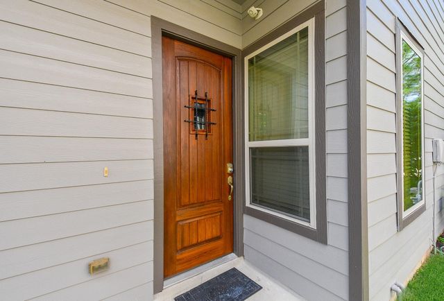 71 Aventura Place, The Woodlands, TX 77389