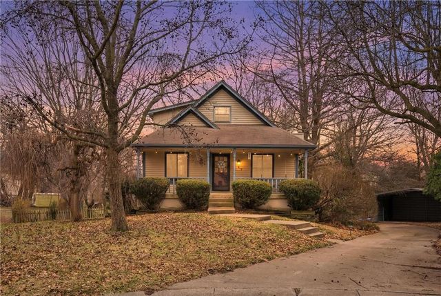 107 14TH Avenue, Greenwood, MO 64034