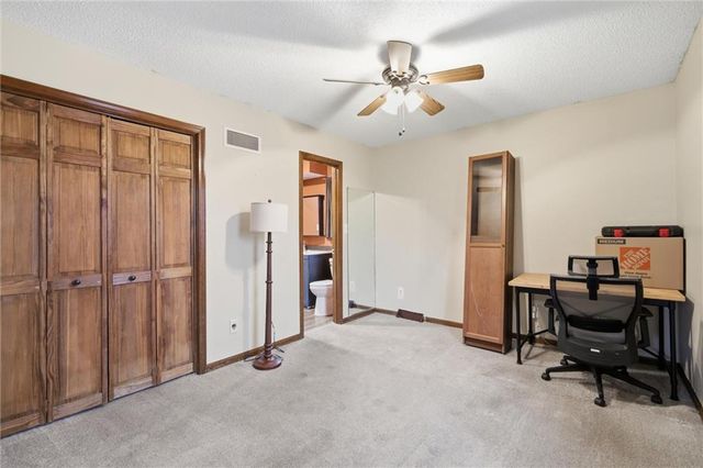 107 14TH Avenue, Greenwood, MO 64034