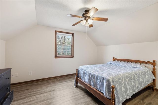 107 14TH Avenue, Greenwood, MO 64034