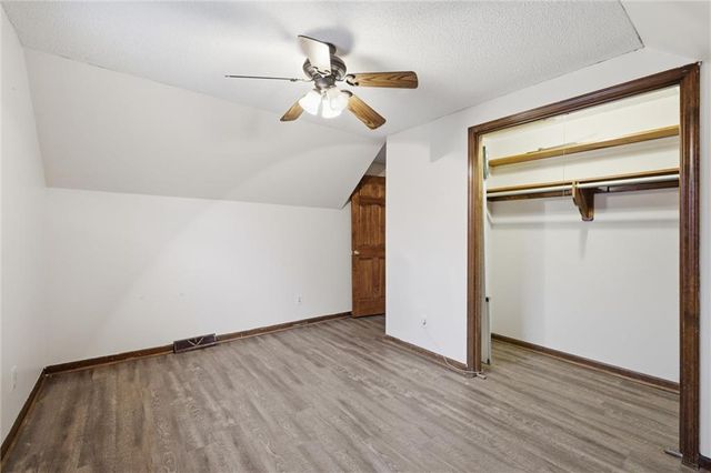 107 14TH Avenue, Greenwood, MO 64034