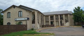 611 Carpenter Ave 101 & 102, Austin, TX 78753