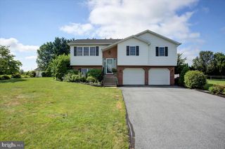 10482 MAPLETON ROAD, Shippensburg, PA 17257