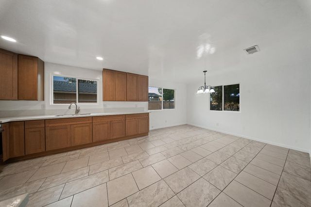 5755 8th St, Sheridan, CA 95681