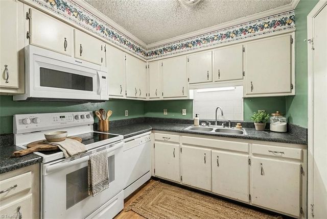 5404 Pine Level Drive, Browns Summit, NC 27214