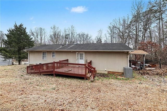 5404 Pine Level Drive, Browns Summit, NC 27214