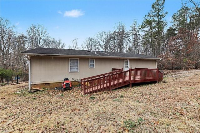 5404 Pine Level Drive, Browns Summit, NC 27214