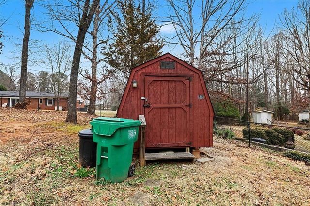 5404 Pine Level Drive, Browns Summit, NC 27214