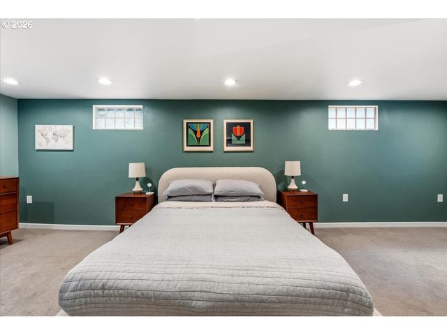 7124 N MONTANA Ave, Portland, OR 97217