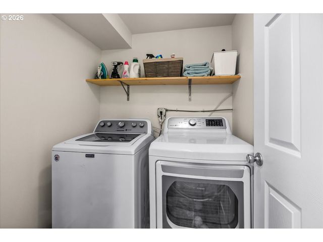 7124 N MONTANA Ave, Portland, OR 97217