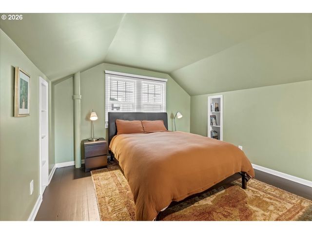 7124 N MONTANA Ave, Portland, OR 97217