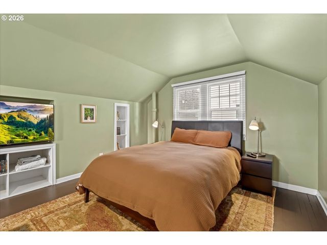 7124 N MONTANA Ave, Portland, OR 97217