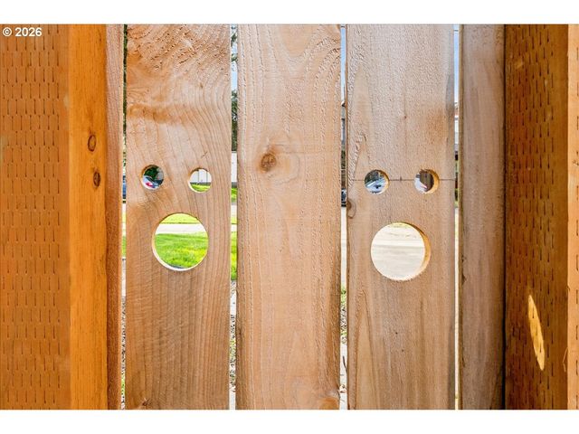 7124 N MONTANA Ave, Portland, OR 97217