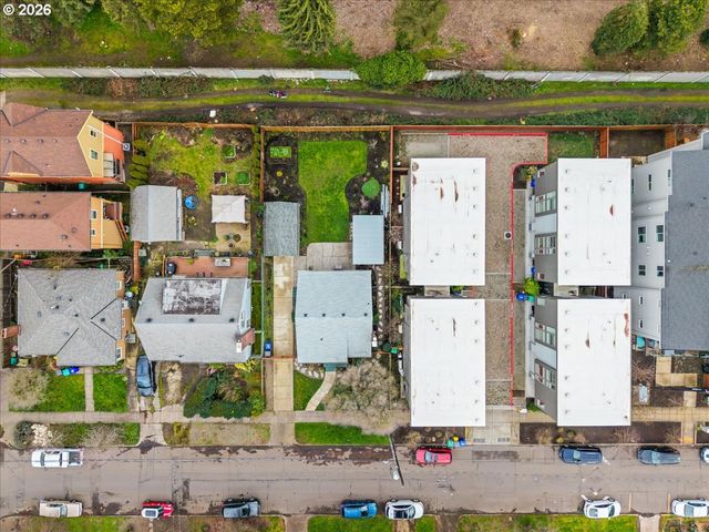 7124 N MONTANA Ave, Portland, OR 97217