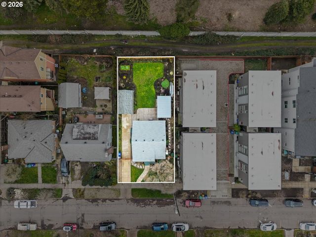 7124 N MONTANA Ave, Portland, OR 97217