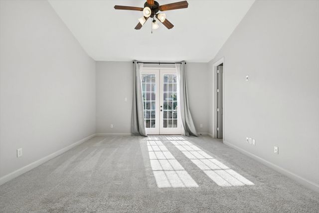 6755 Plaza Via, Irving, TX 75039