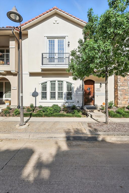6755 Plaza Via, Irving, TX 75039