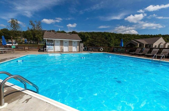 38 Lantern Bay Road 2, Branson, MO 65616