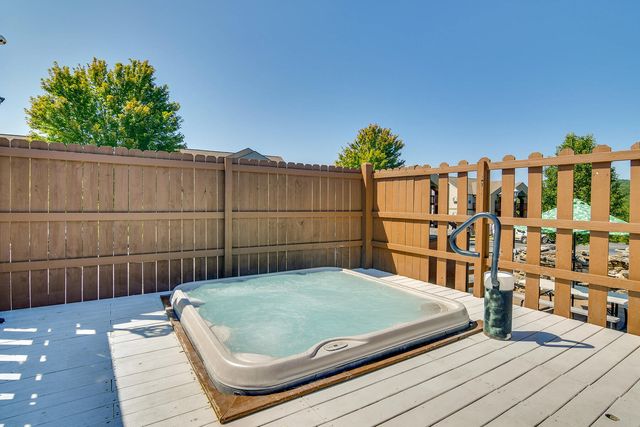 38 Lantern Bay Road 2, Branson, MO 65616